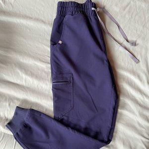 Navy blue jogger style scrub pants, Figs scrubs size Small